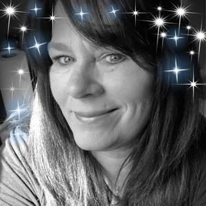 Meet your Posher, Michele